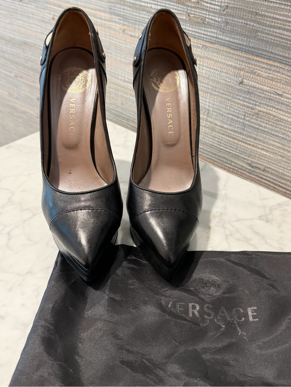 Authentic Versace Black Leather Pointed-Toe Women's Pumps